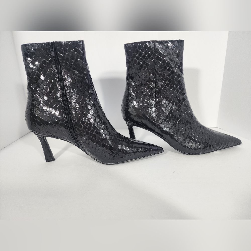 Steve Madden Leena Black Faux‎ Snakeskin Pointed Toe Ankle Boots Women’s 9.5